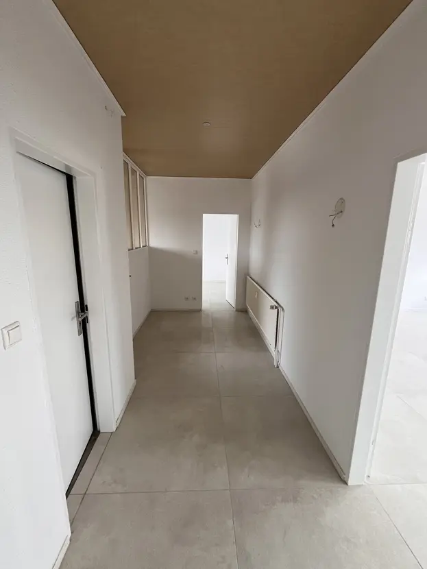 Exklusive 3 Zimmer Wohnung mit Balkon und Einbauküche in Mörfelden