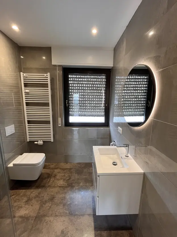 Exklusive 3 Zimmer Wohnung mit Balkon und Einbauküche in Mörfelden