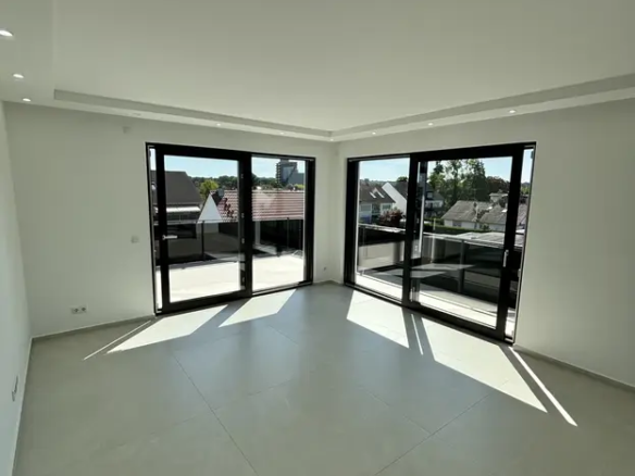 Exklusive Neubau-Penthousewohnung mit weitläufiger Terrasse und besonderem Ausblick