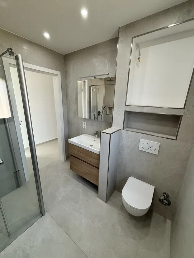 2b91dda1-2460-46b5-b586-ac4bc067fe7c-2057378516 Exklusive Neubau-Penthousewohnung mit weitläufiger Terrasse und besonderem Ausblick