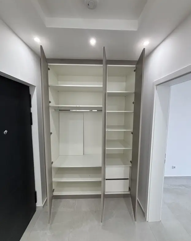 Luxus-Neubauwohnung mit PV-Anlage & niedrigen Energiekosten in TOP-LAGE